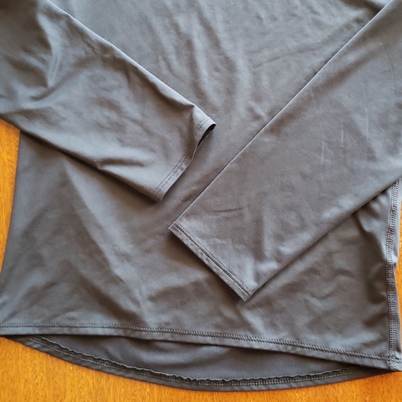 Adidas 🥶  Cold weather Baselayer trainer Black fitted base layer sz Medium - Picture 3 of 10